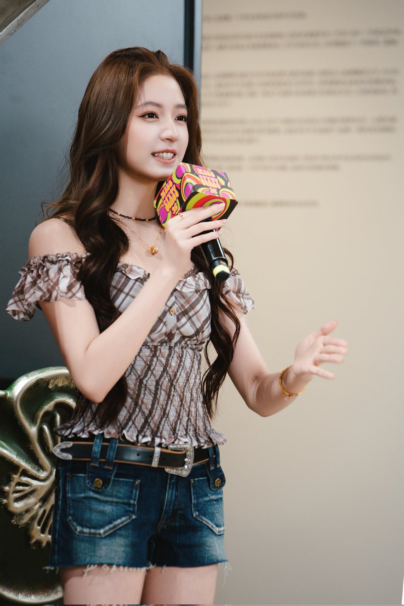 𝐃𝐢𝐃𝐢. tweet media