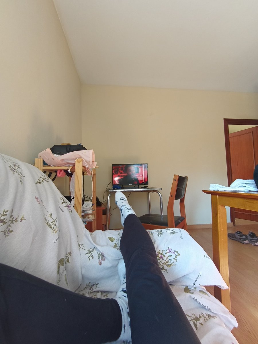 LLLunatica tweet media