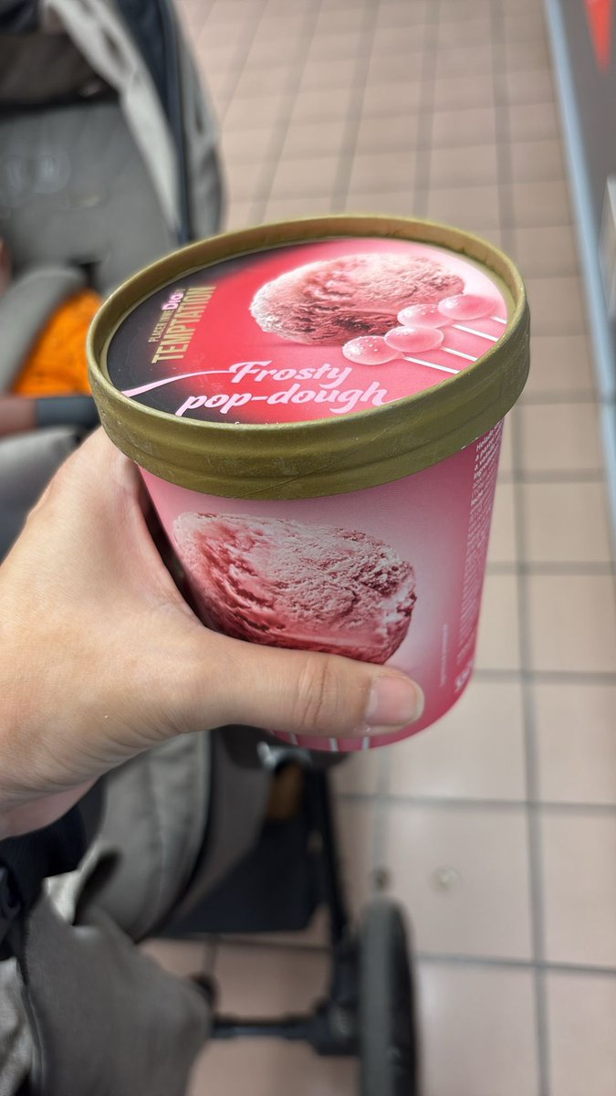 Fran Reyes tweet media