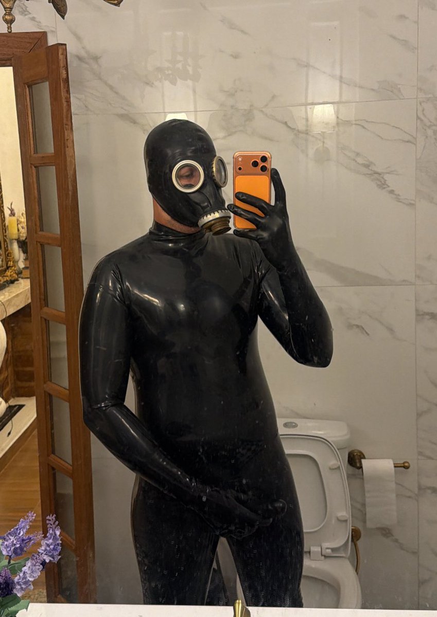 Rubber.br tweet media