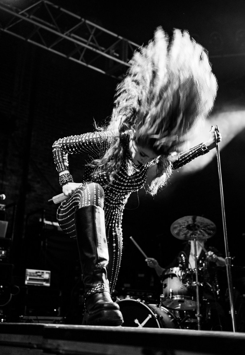 DIAMANTE tweet media