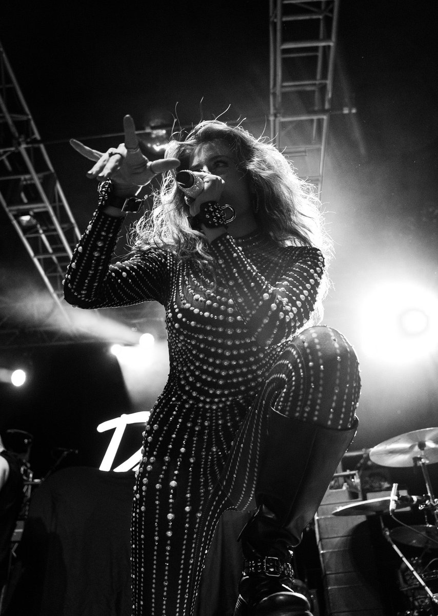 DIAMANTE tweet media