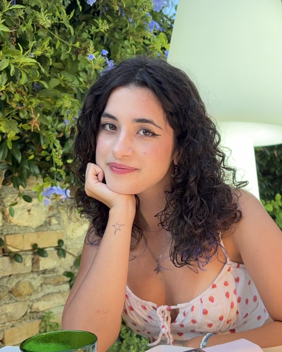 martina ⭐️ tweet media