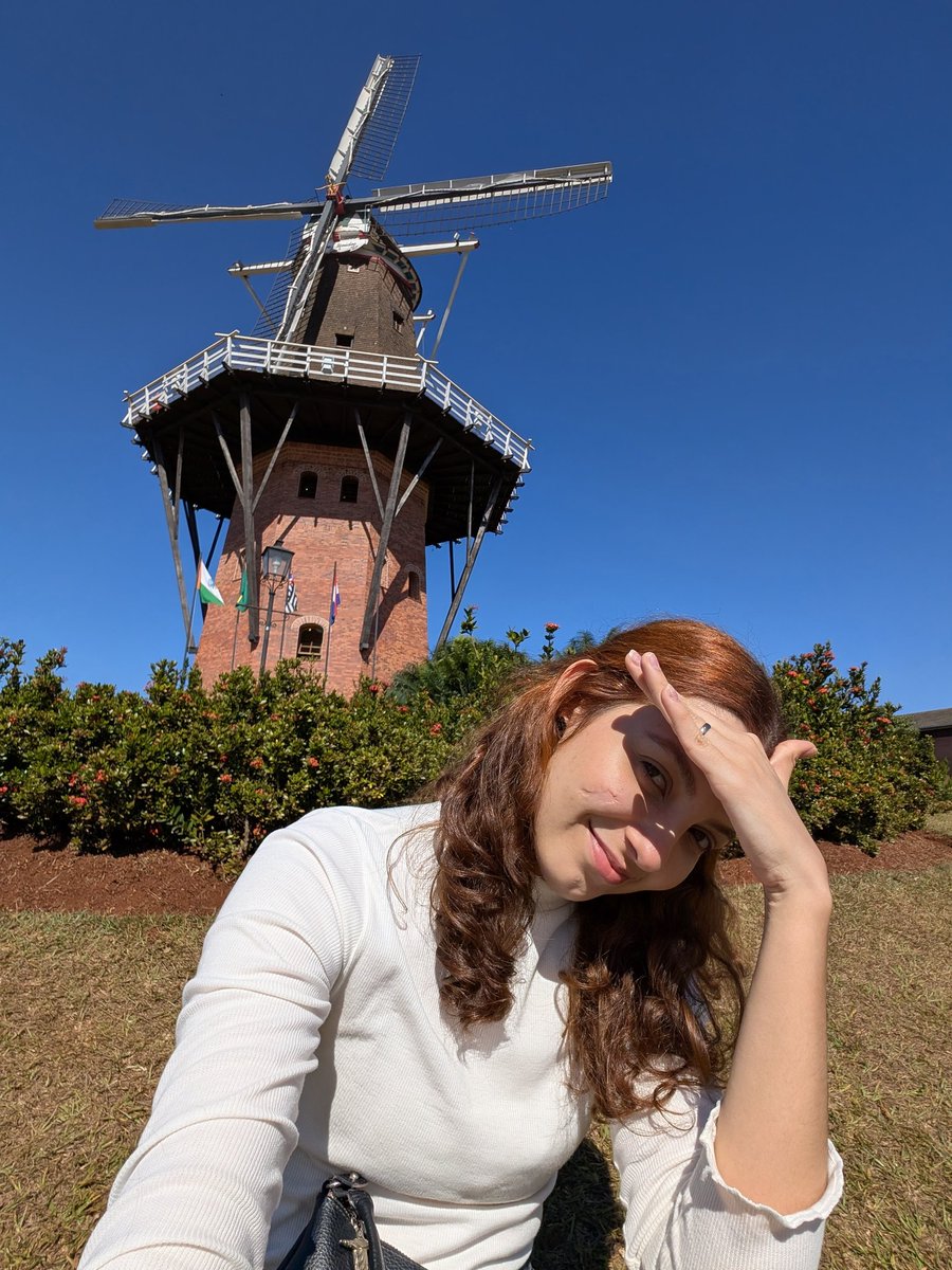 vide rótulo tweet media