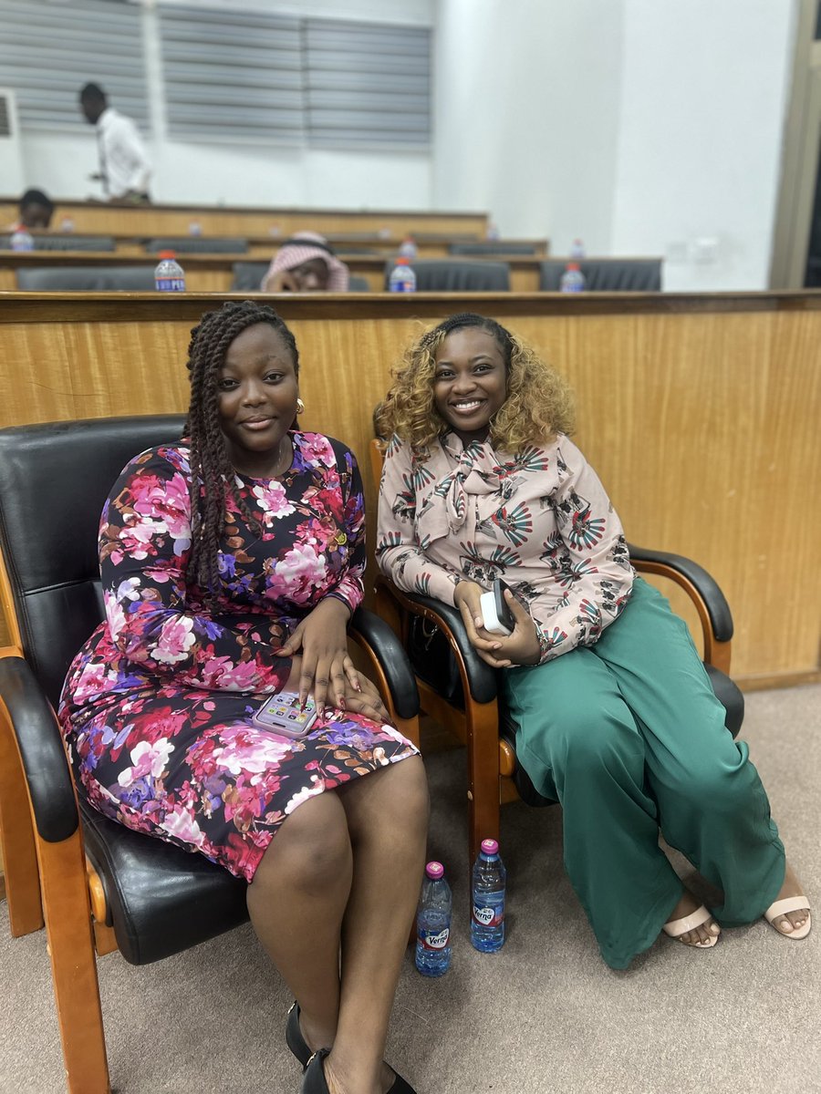 𝐌𝐢𝐬𝐬 𝐊𝐞𝐤𝐞𝐥𝐢 tweet media