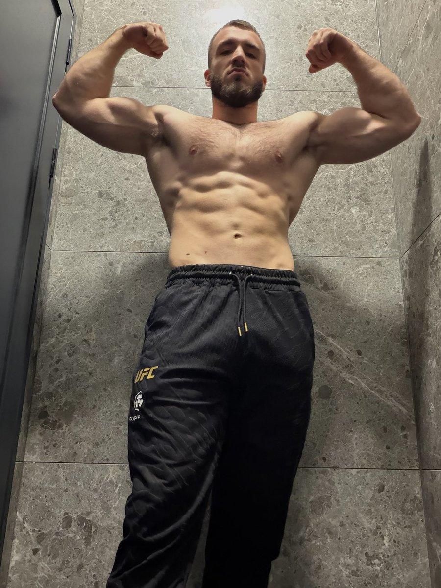 HunterX_ tweet media