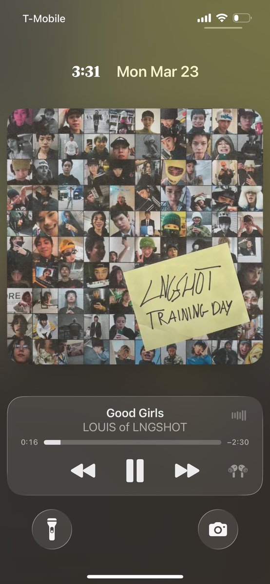 ⋆｡⋆⋆⟢｡ tweet media