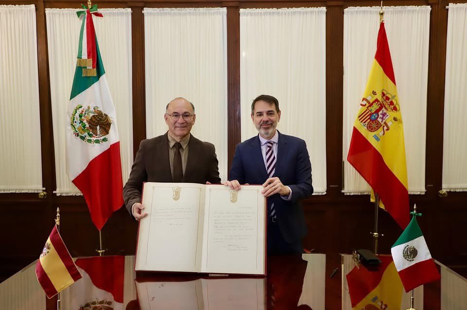 Enrique Galindo C tweet media