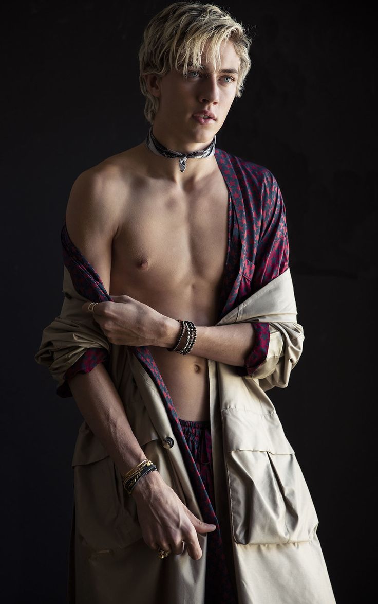 𝑨𝒅𝒐𝒏𝒊𝒔 tweet media