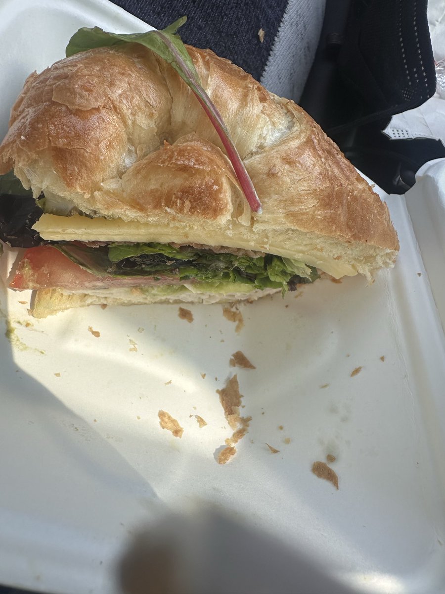 Jaye Love tweet media