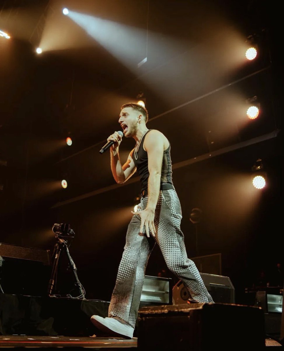 federica ★ tweet media