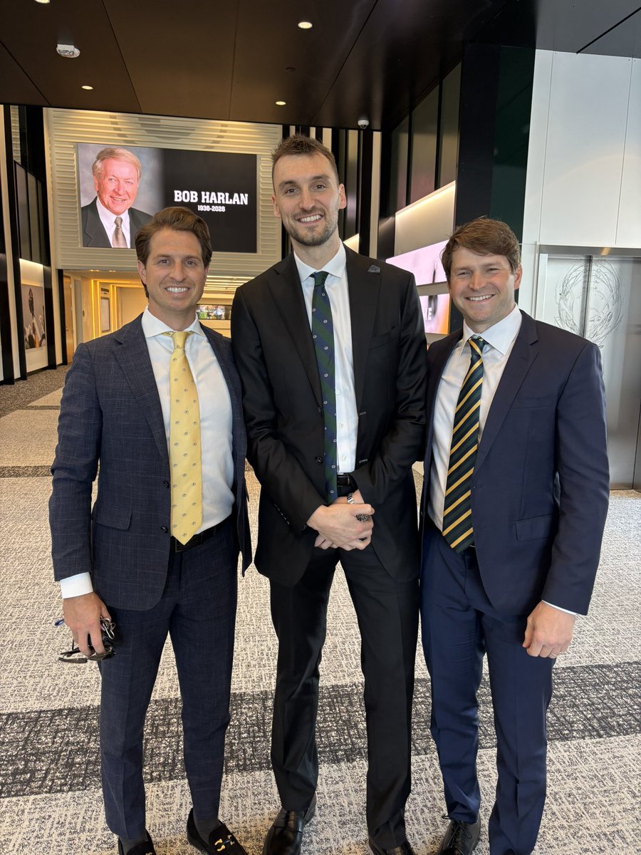 Sam Dekker tweet media