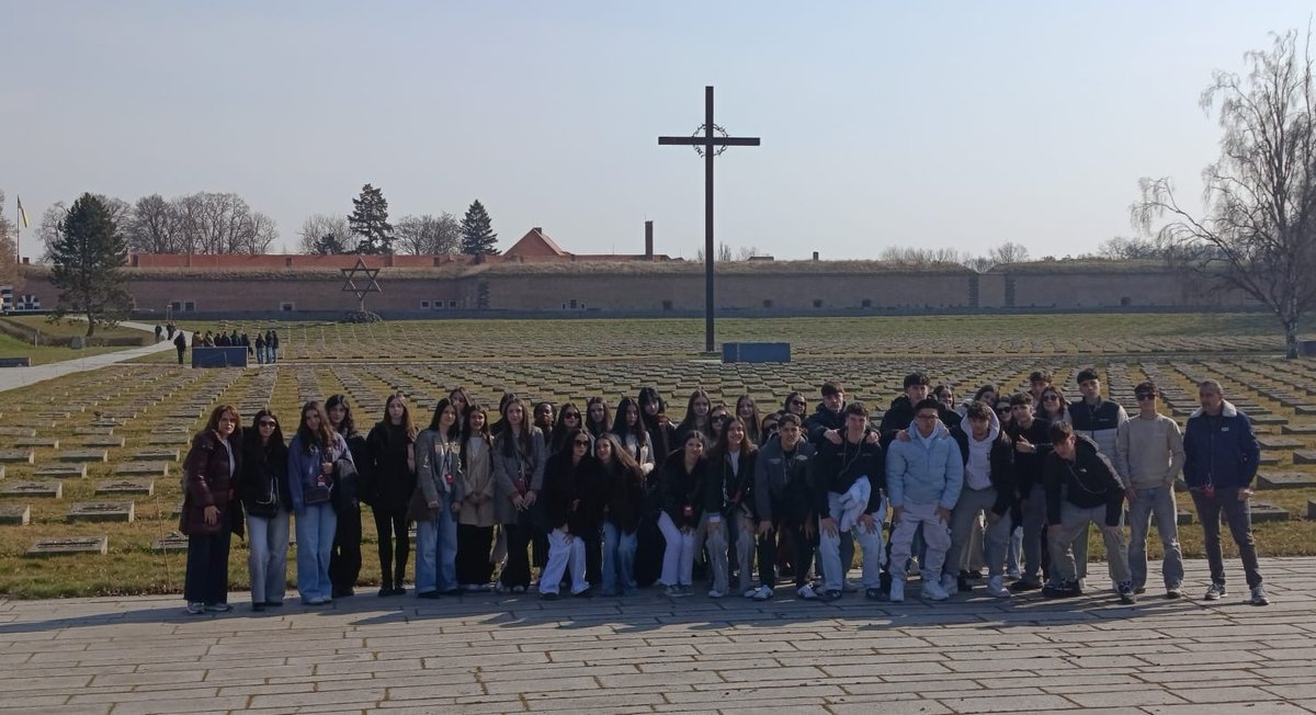 IES Fernando de Rojas tweet media