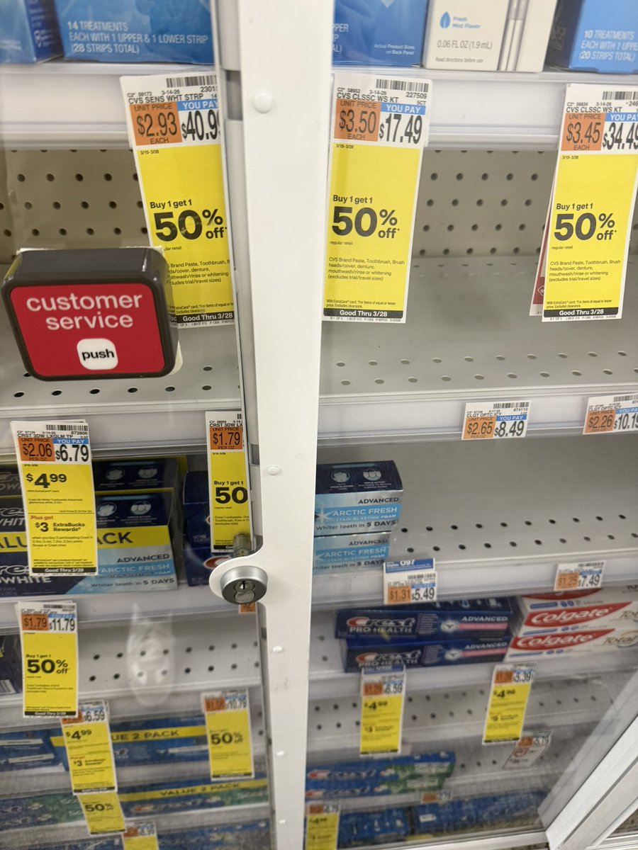 rasmr 🇱🇧 tweet media