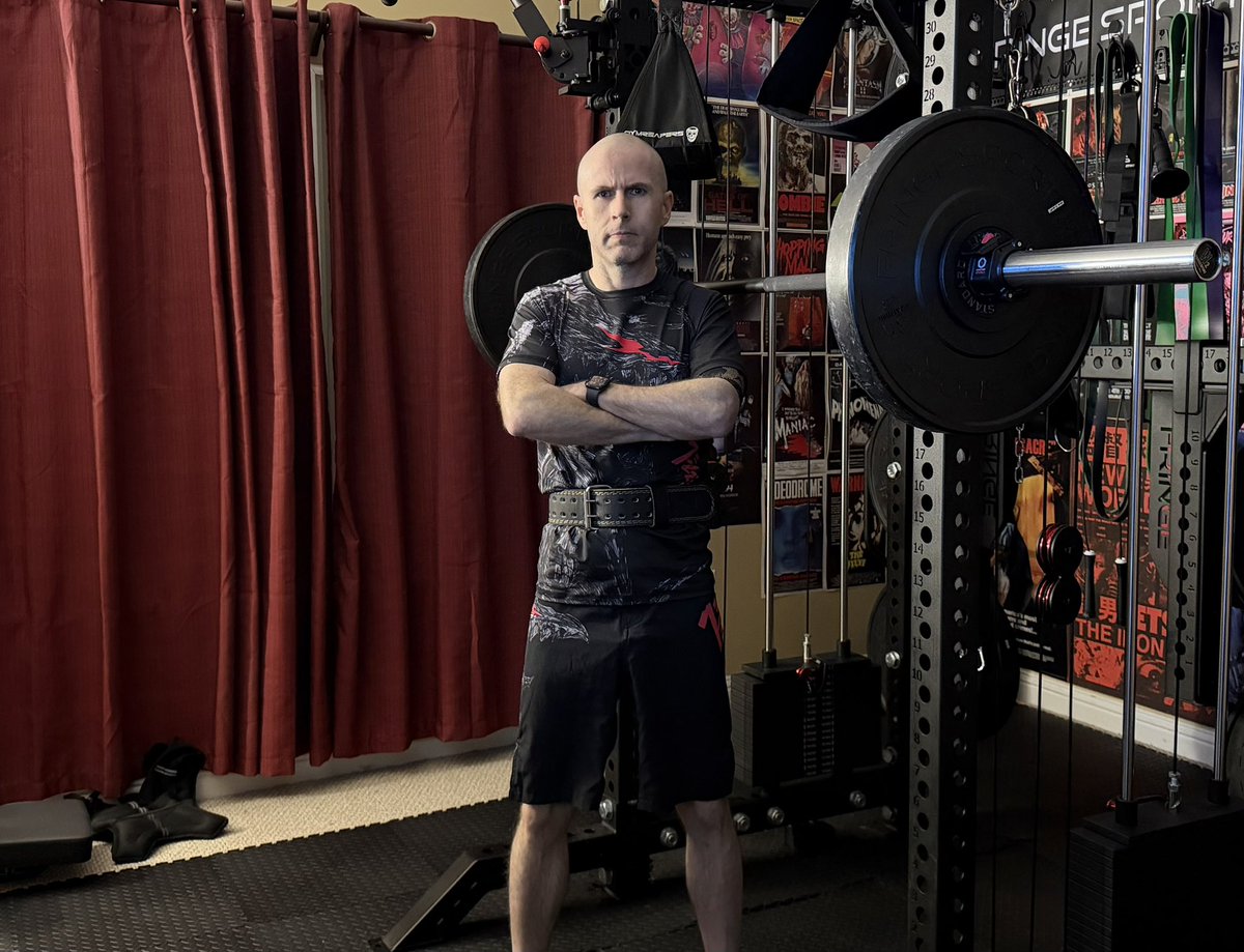 infinitum_tenebris tweet media