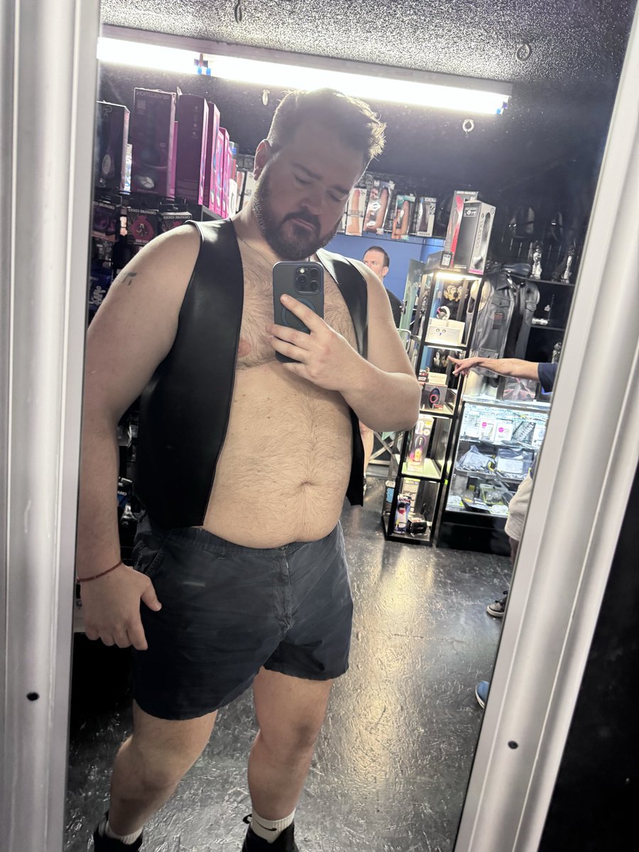 Taller Than Ur Dad tweet media