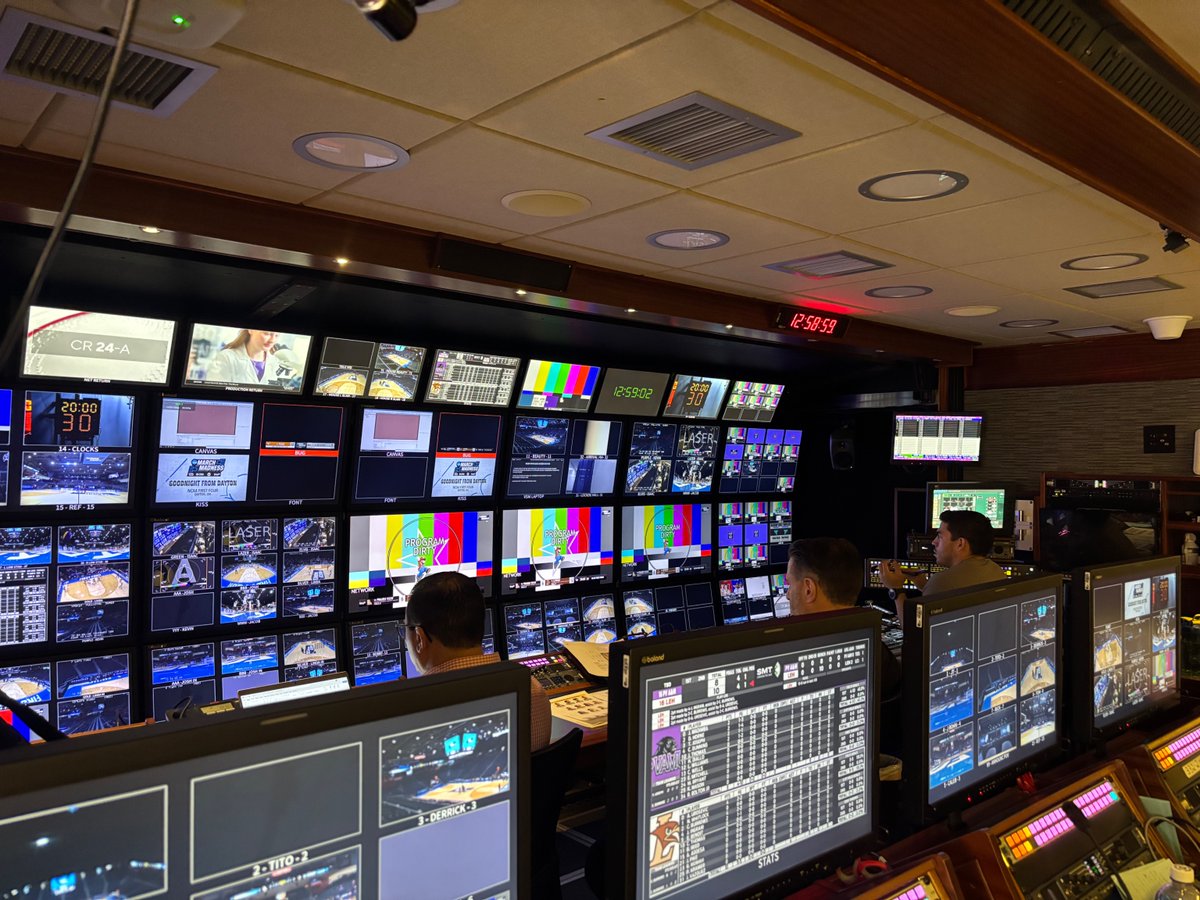 NEPGroupInc's tweet image. March Madness has tipped off and we're excited to be onsite supporting productions for multiple clients across the tournament schedule. 🏀

📸 Take a look at some behind-the-scenes photos from week one!

#NEPAmericas #MediaServices #SpecialtyCapture #MarchMadness #NCAA