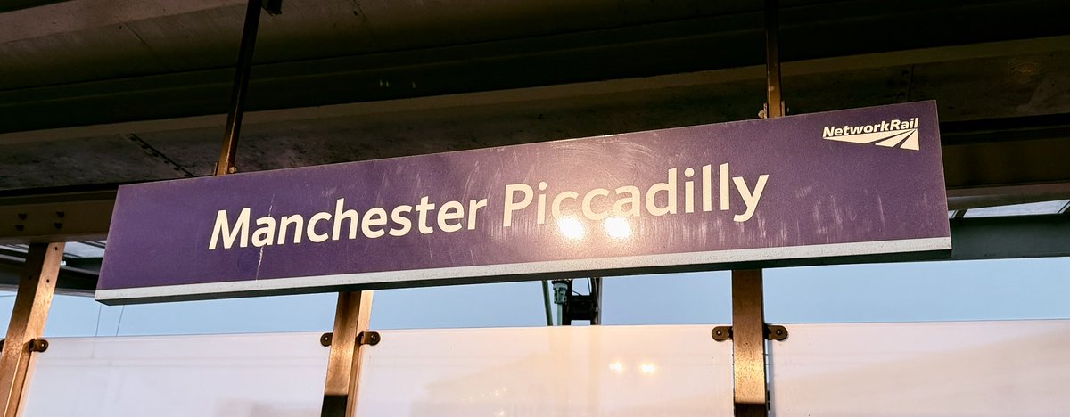 simon renwick tweet media