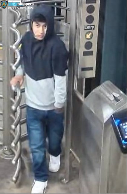 NYPD Crime Stoppers tweet media