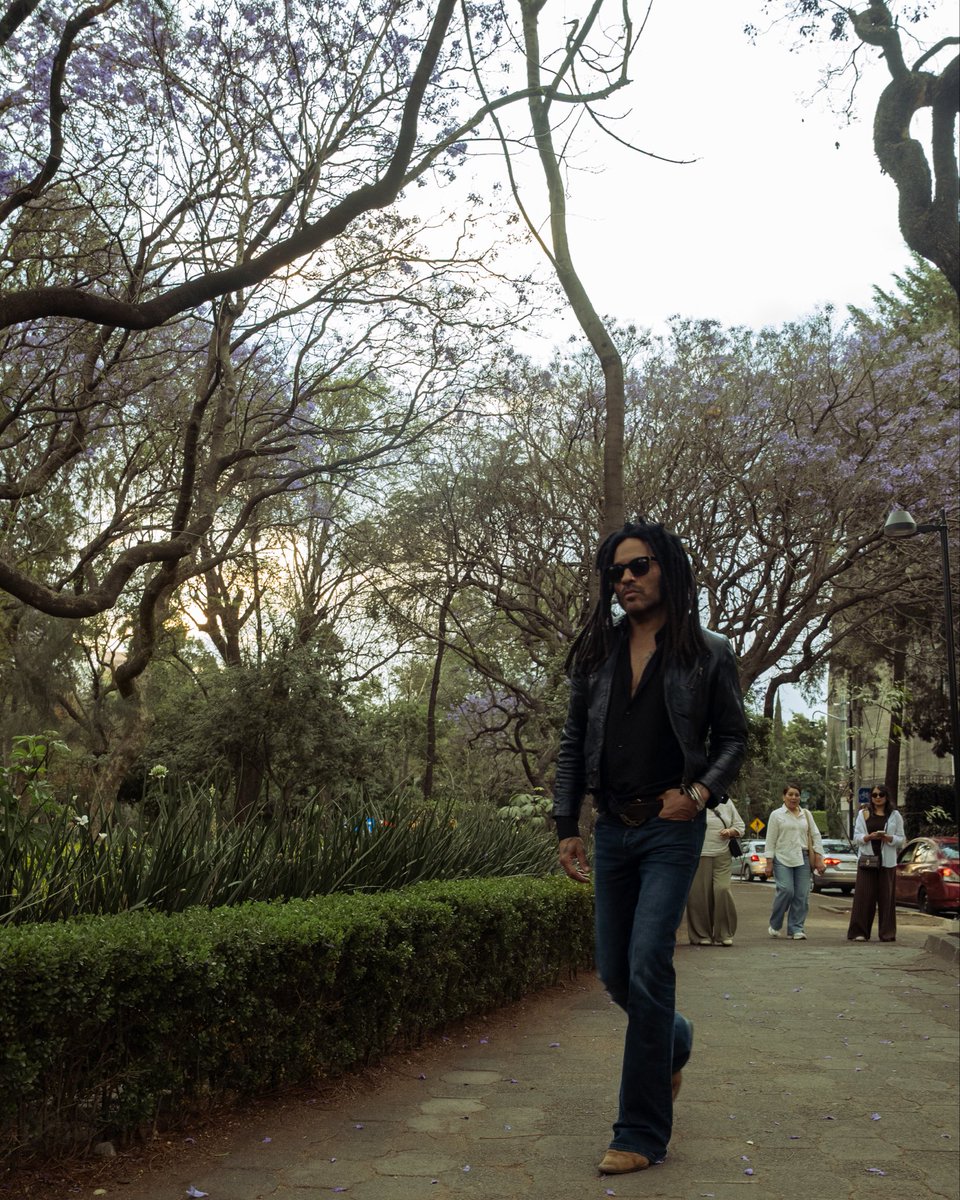 Lenny Kravitz tweet media