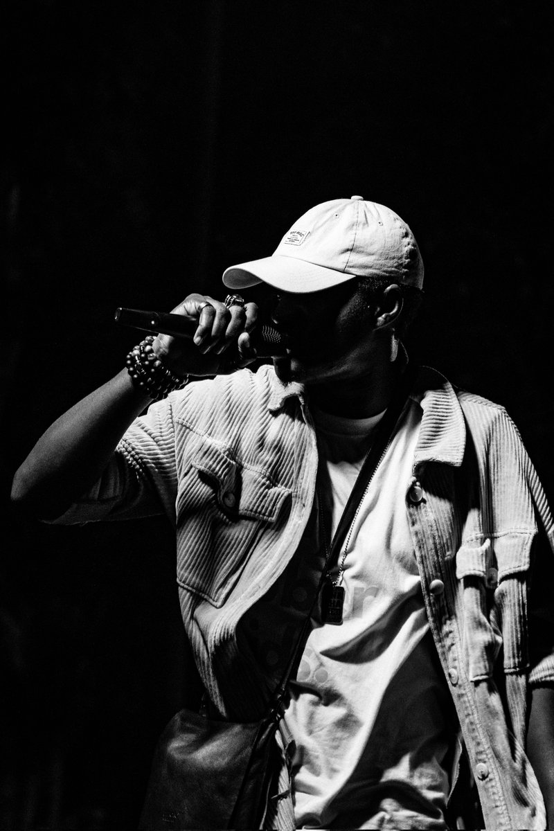 Phrv. 👨🏾‍🚀 tweet media