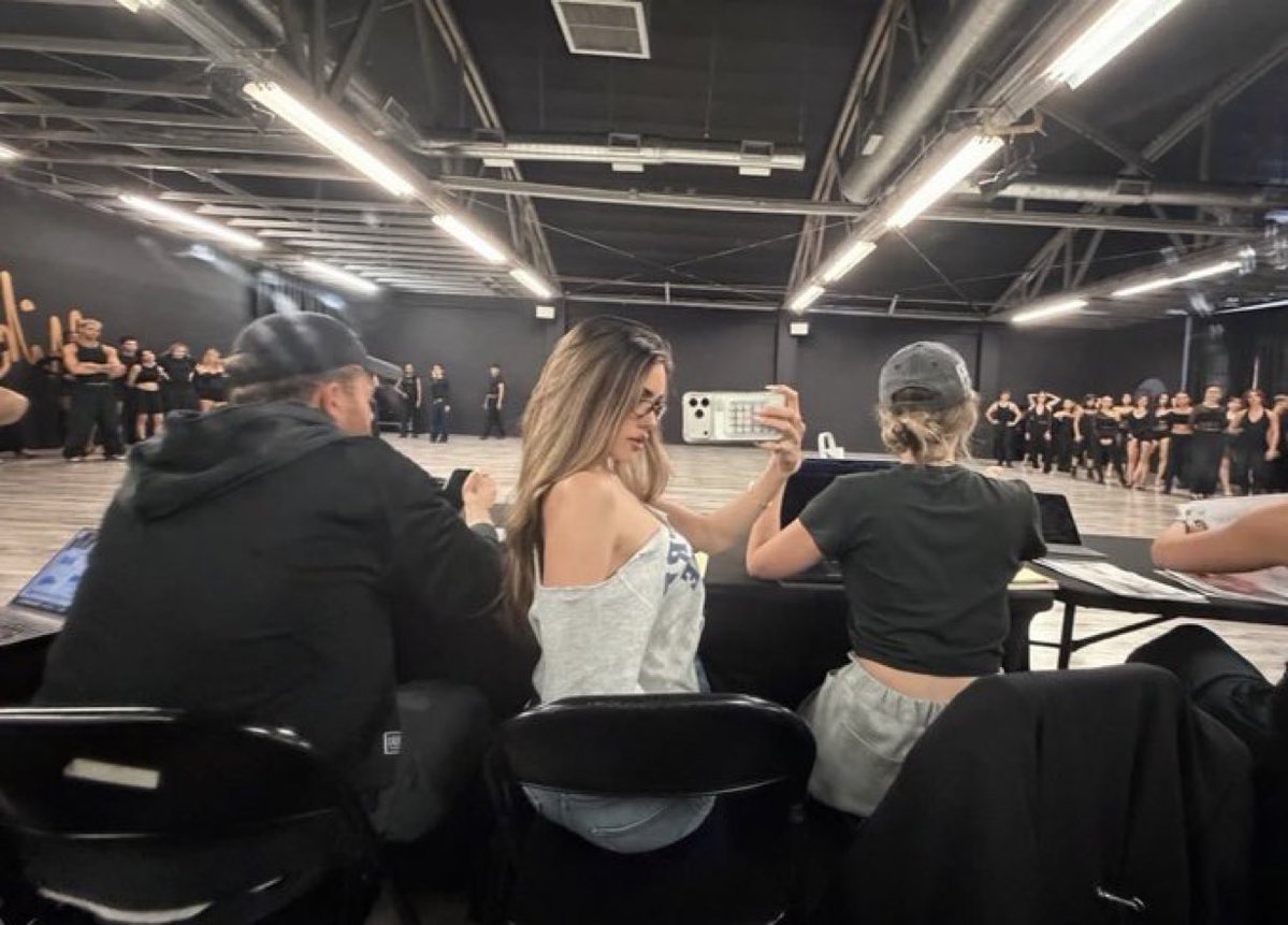 georgina ౨ৎ tweet media