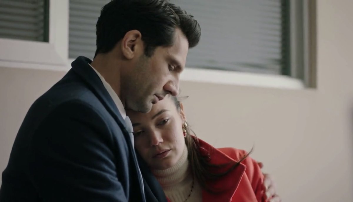 рони tweet media