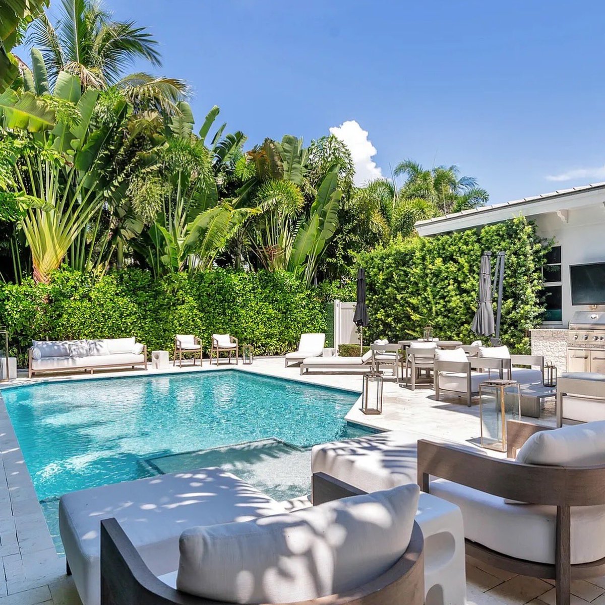 Erin Sykes tweet media