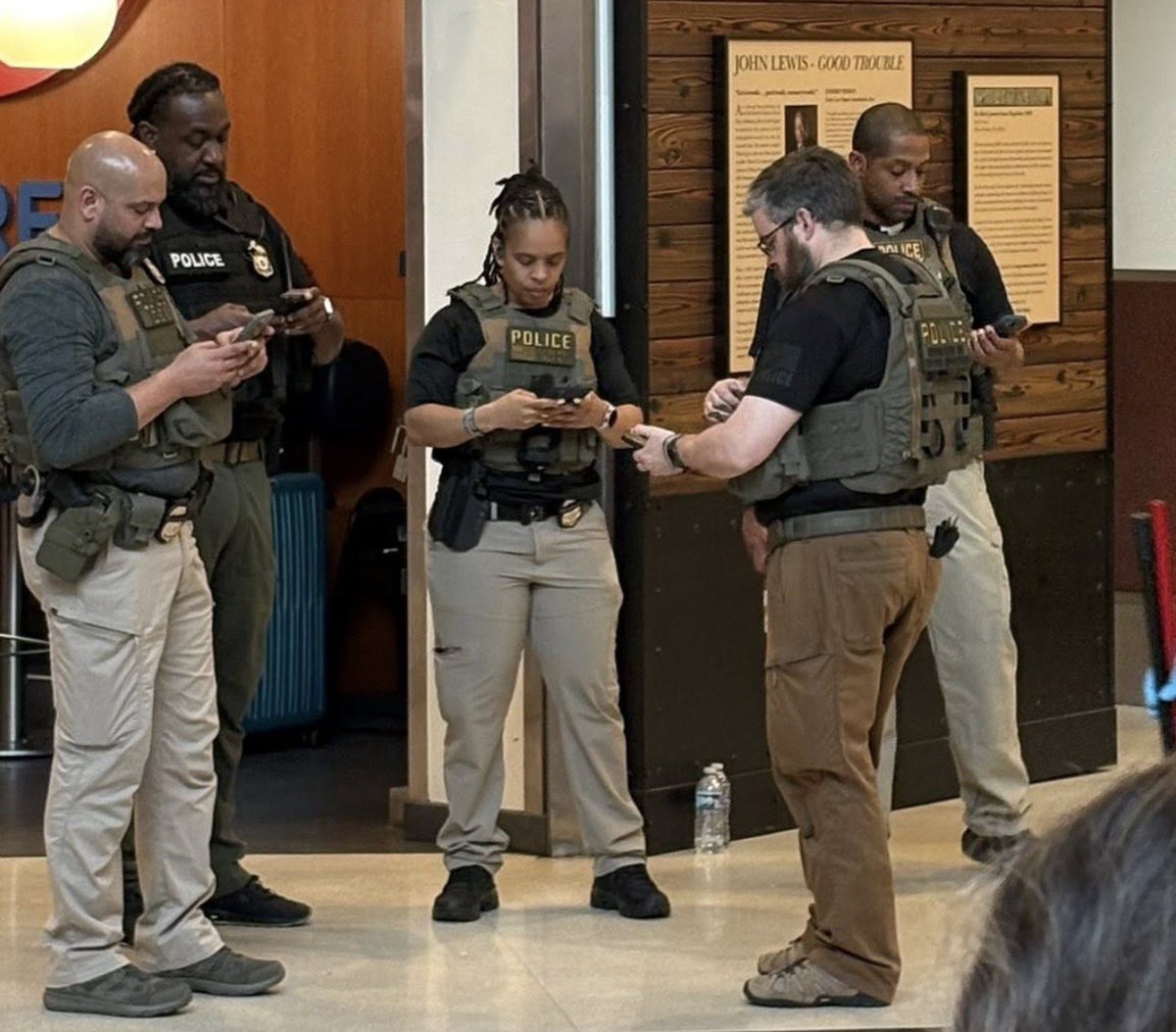 Ariana Jasmine tweet media