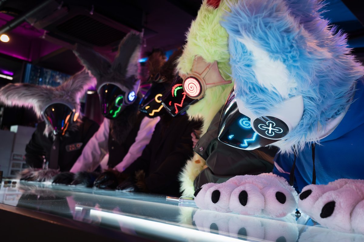 EHO 이호 🔜부코, FurstClass tweet media