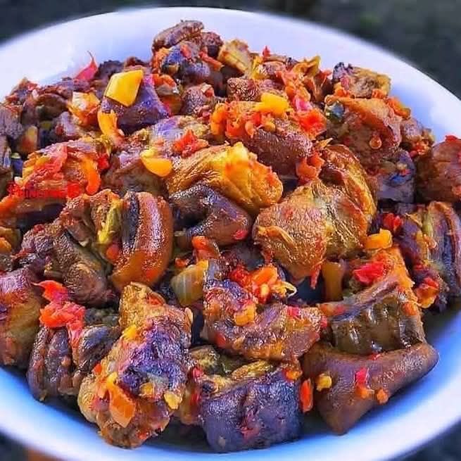 Peppered snail           Or meat?🌚