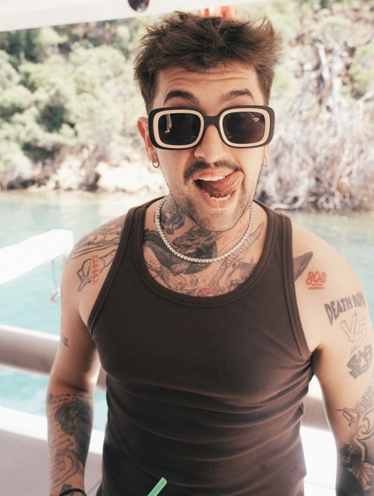 lalerumi ✶ tweet media