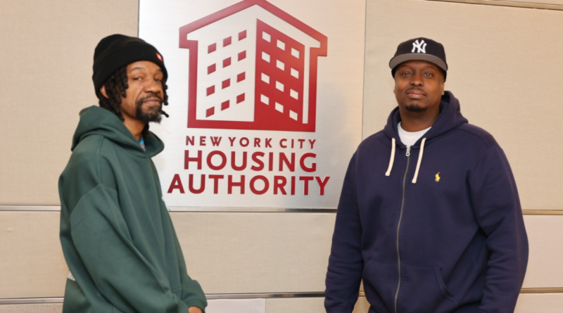 NYCHA's tweet image. From childhood friends to NYCHA leaders! 🌟 Johnny Wright and Shawn Perry reconnected through NYCHA’s Coaching and Mentoring Leadership Academy—turning friendship into leadership. 

on.nyc.gov/46Zlkhz

#NYCHA #NYCHAEmployees #CMLA