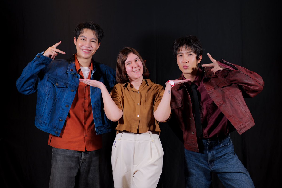 mel 🌷⌛️ tweet media