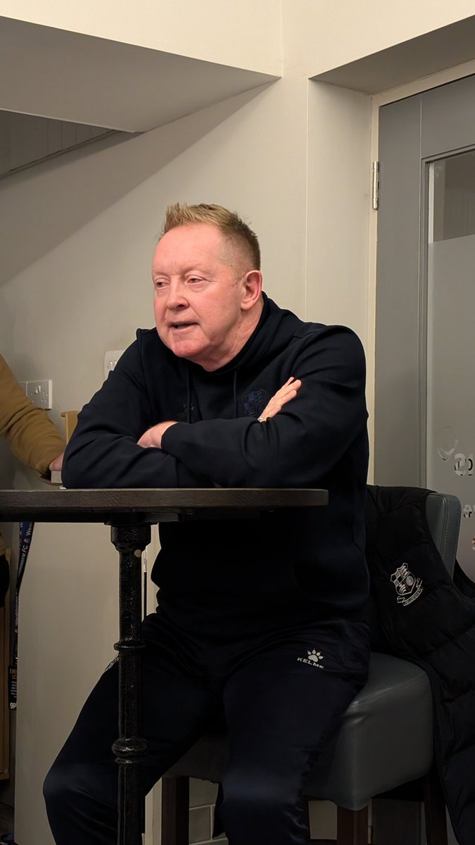 Tom Piffle tweet media