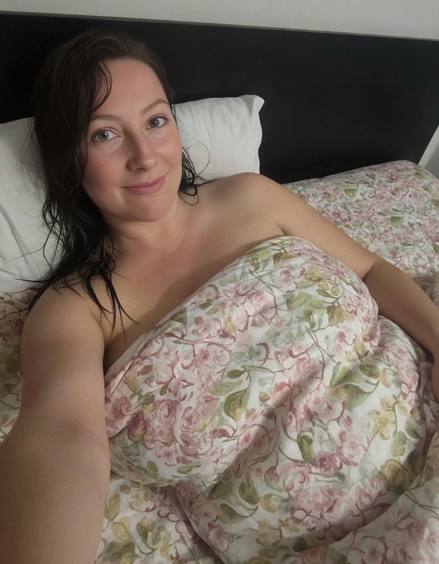 Bel Holcombs tweet media