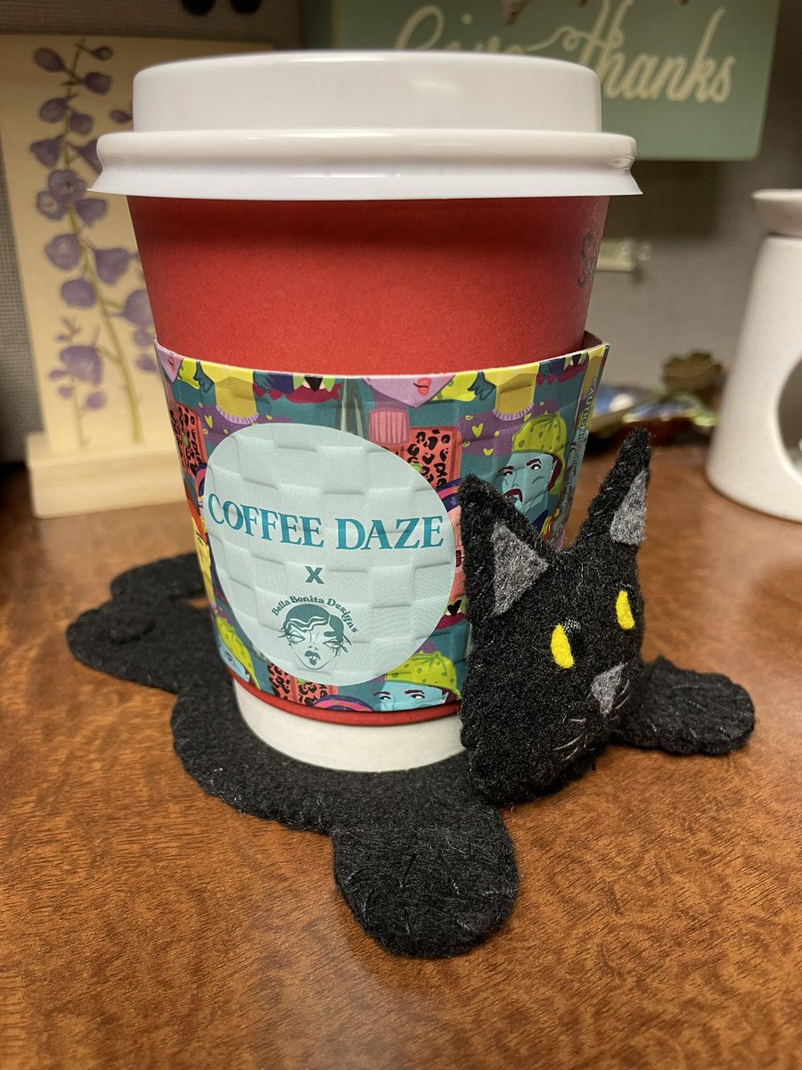 Hand Sewn Marchand 💛🪡 tweet media