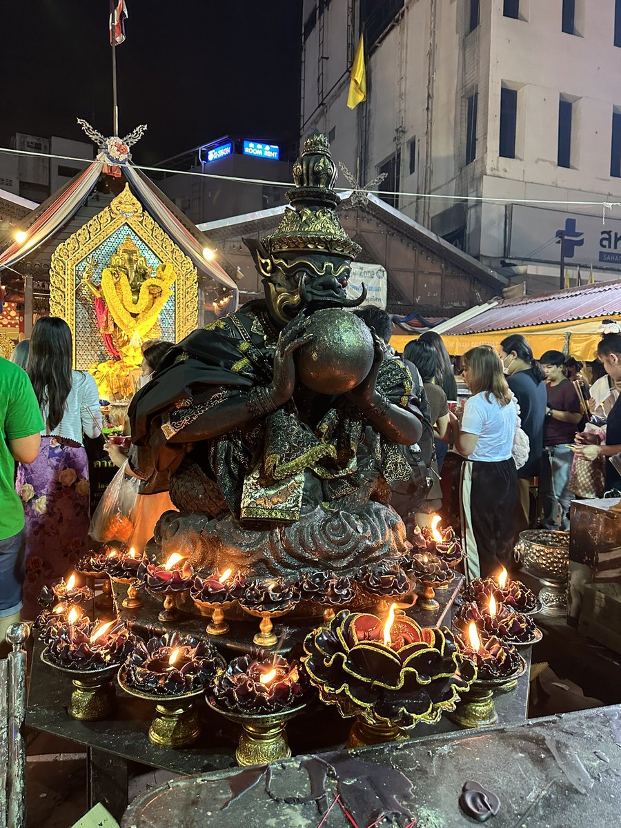 เห็นแล้ว รวย แชร์ แล้วขอพร เงินเข้ารัวๆ สาธุ