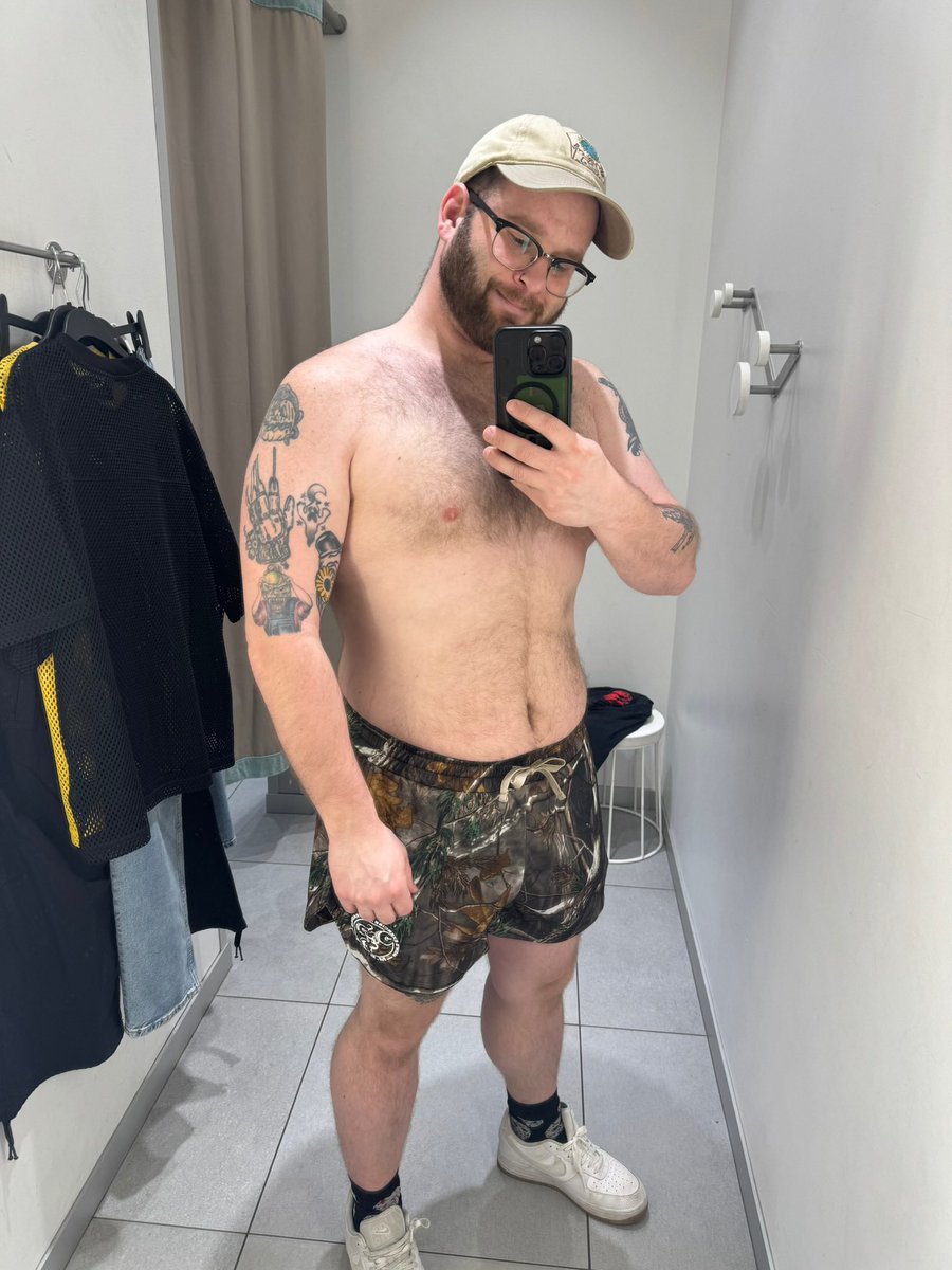 Wes Craven’s Them tweet media