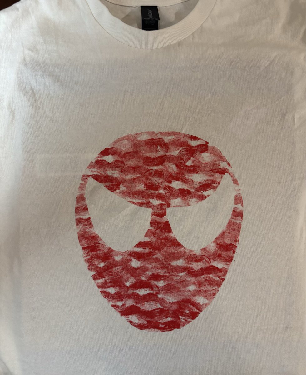 liz ⚢🦢 tweet media