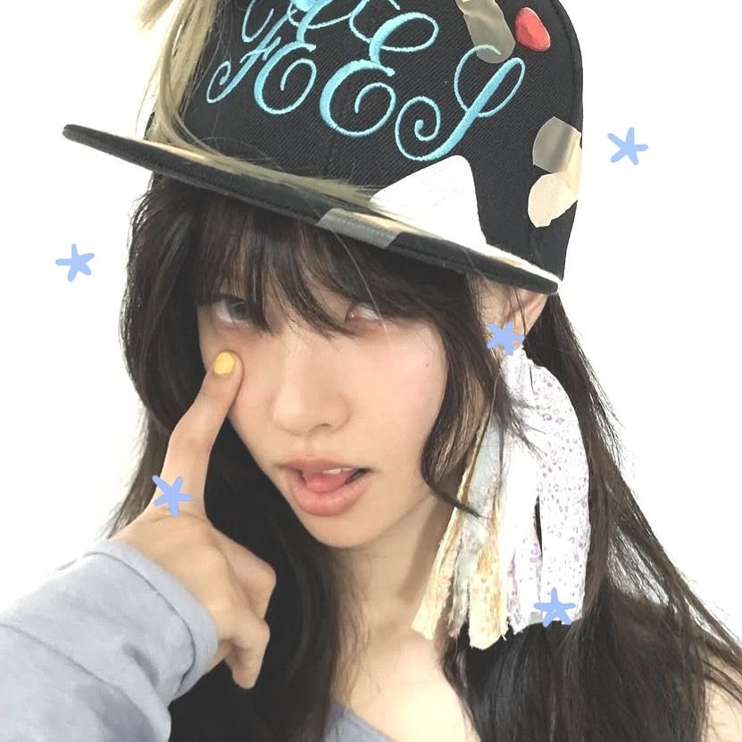 yunah pics tweet media