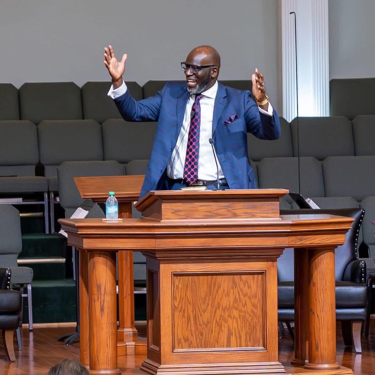 Pastor Charles E. Hamilton Jr. tweet media