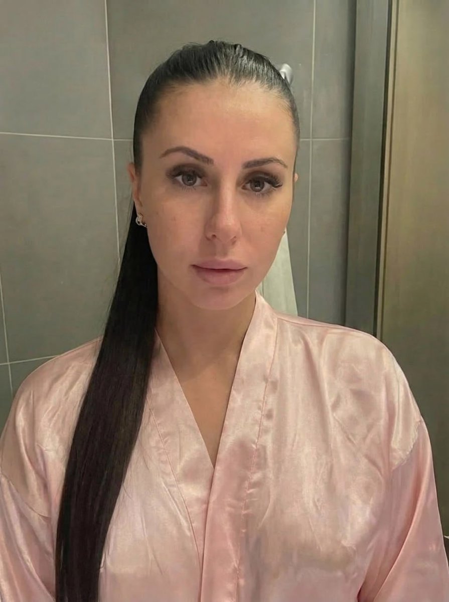 Camille Schz tweet media