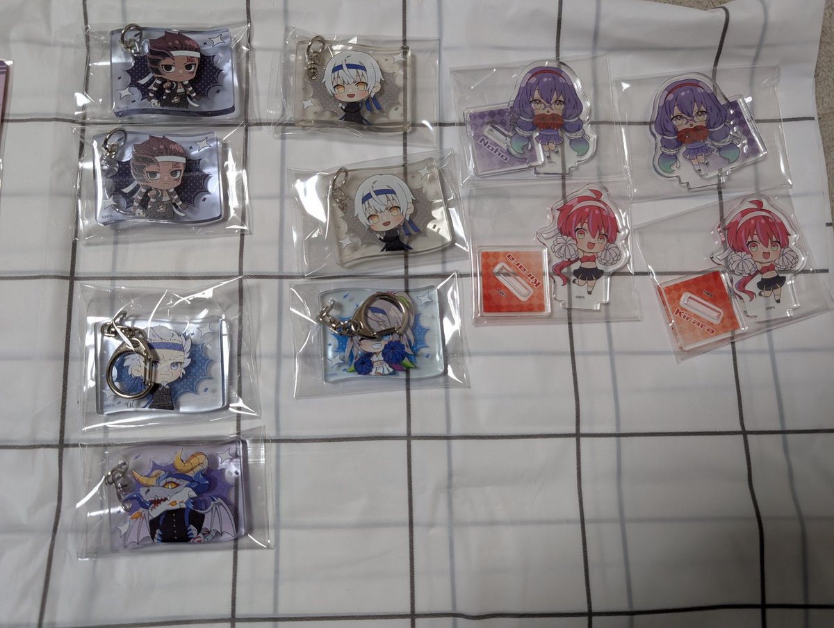 baunu_グッズ交換用 tweet media