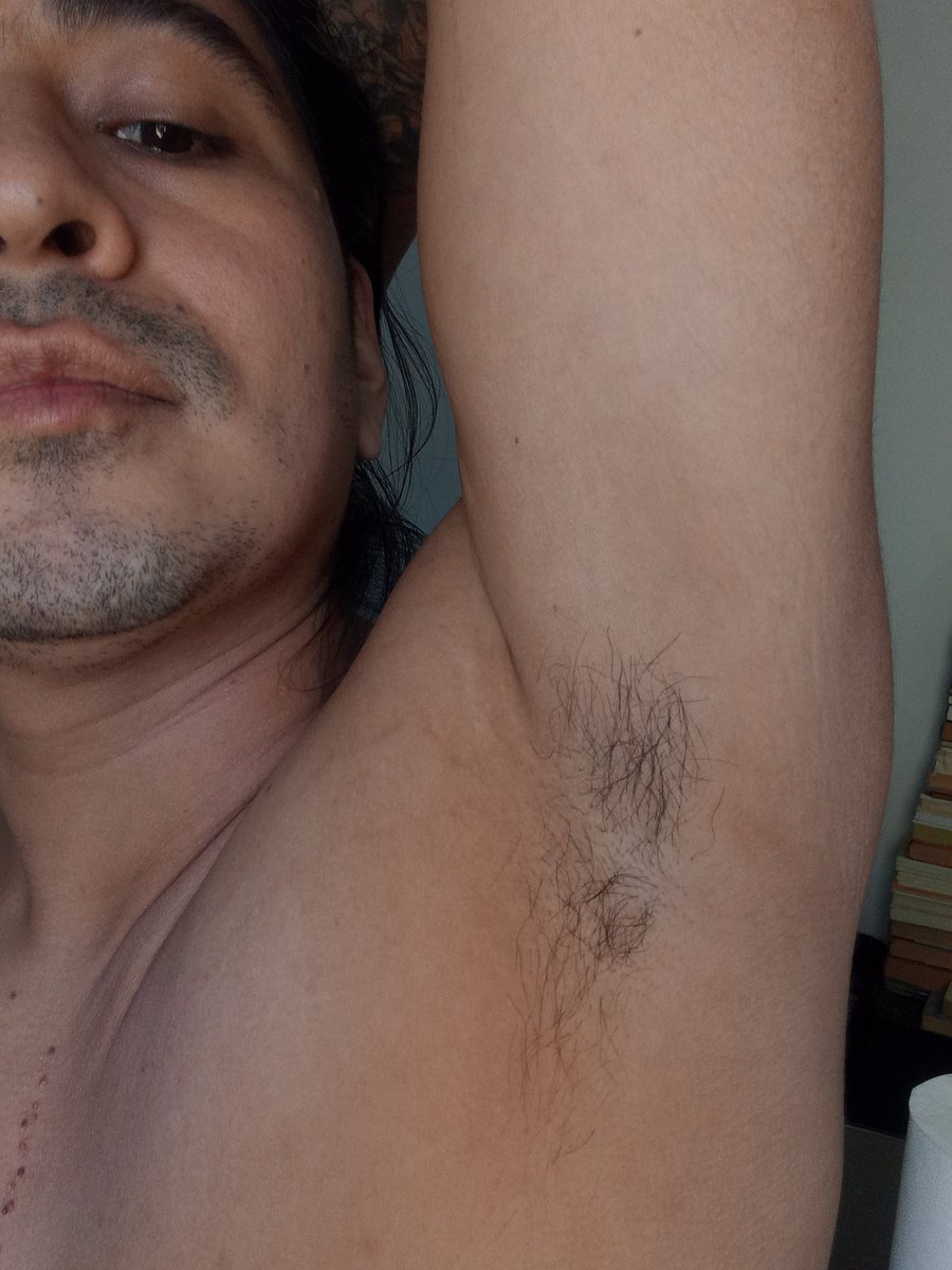Andy_Guarro's tweet photo. Izquierda o derecha? #armpits https://t.co/Qbv4oc2pXz