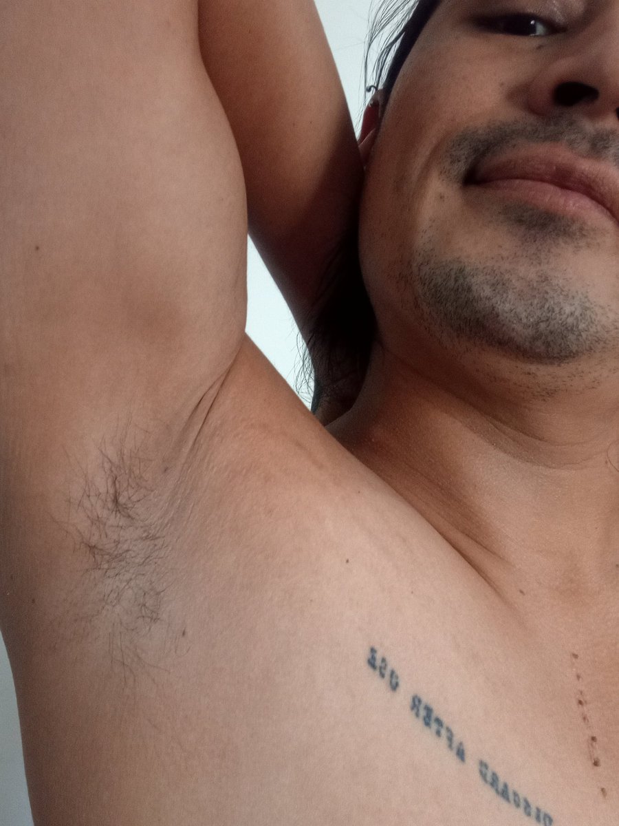 Andy_Guarro's tweet photo. #armpits les gusta? https://t.co/0MnpmMqhkq