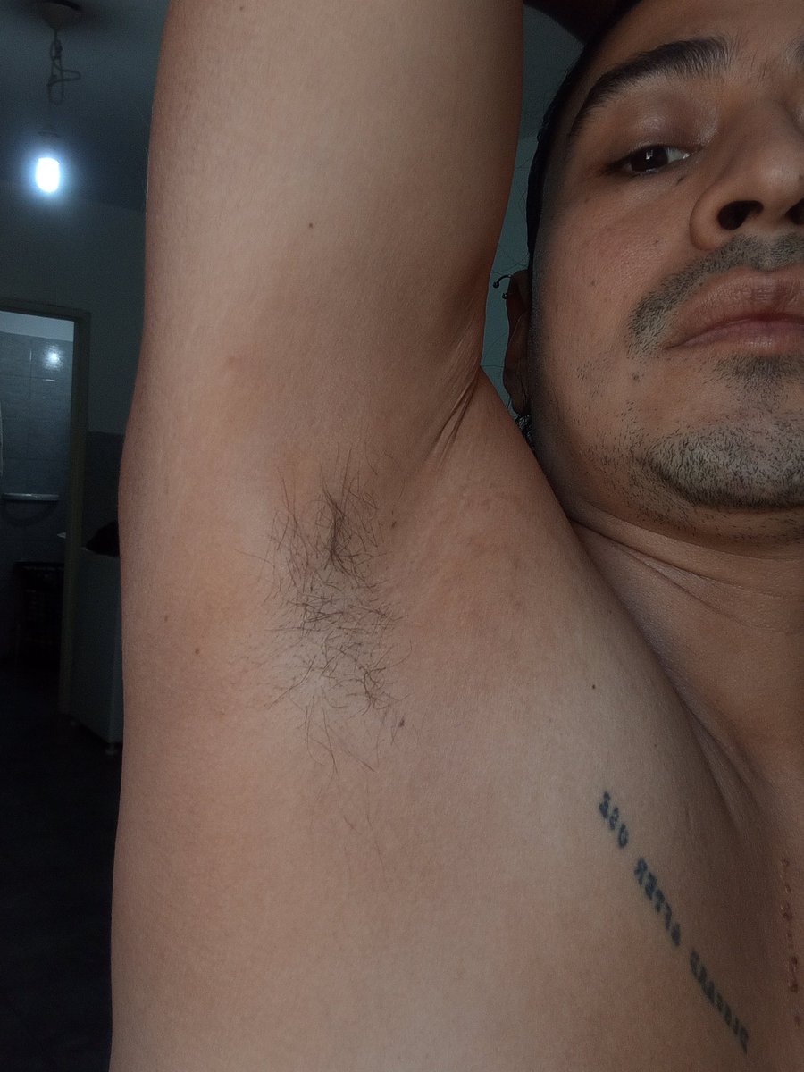 Andy_Guarro's tweet photo. #armpits les gusta? https://t.co/0MnpmMqhkq