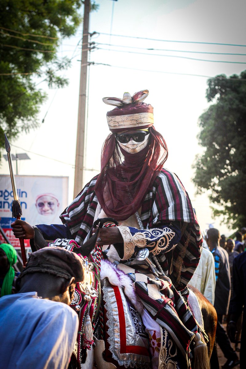 BiggieshotIt's tweet image. Snippets from yesterday’s durbar 
🏇✨📸

#altın #EidDay #durbar #MainaAndKingangi #telavivyanıyor