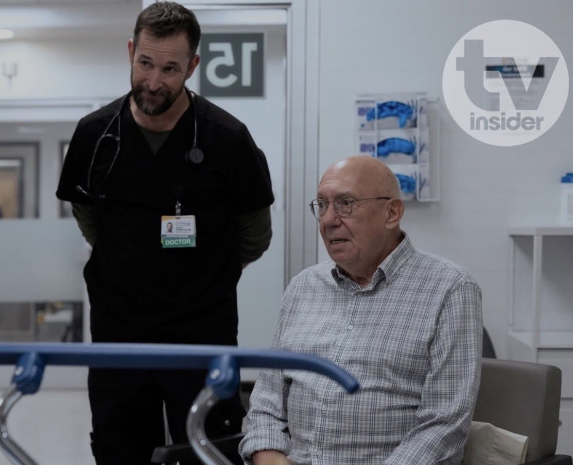 emily ꩜ tweet media