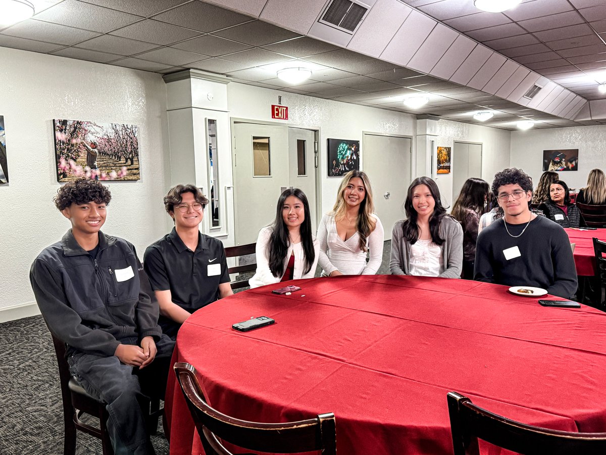 Smittcamp Family Honors College tweet media